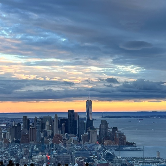 Meet your Posher, Mira - Picture 1 of 1